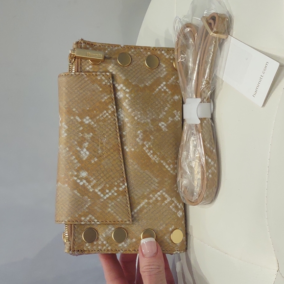 Hammitt Levy Toast Tea Leather Snakeskin Crossbody Clutch Wallet Zip Purse New